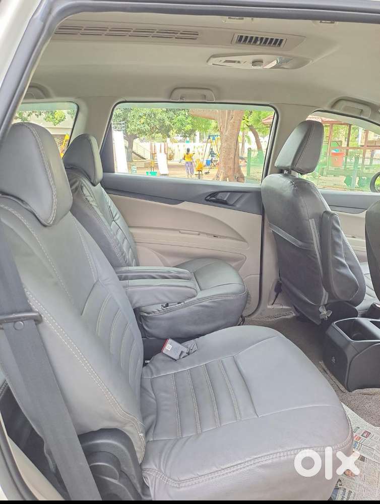 Mahindra Marazzo M2, 2018, Diesel