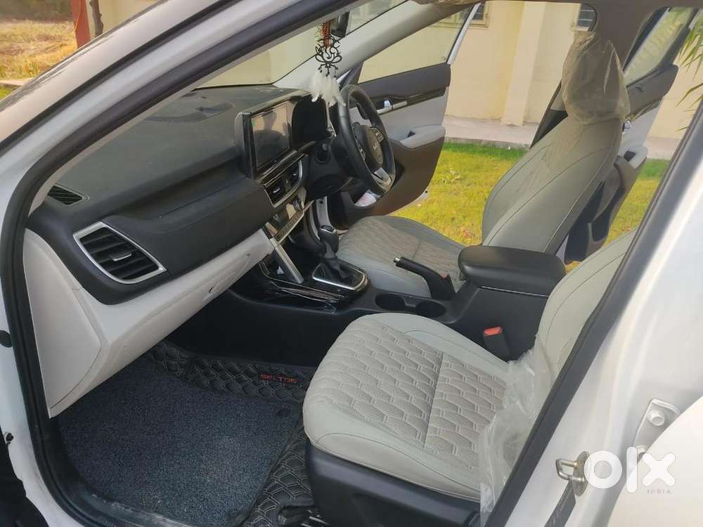 Kia Seltos 2022 Petrol 25000 Km Driven