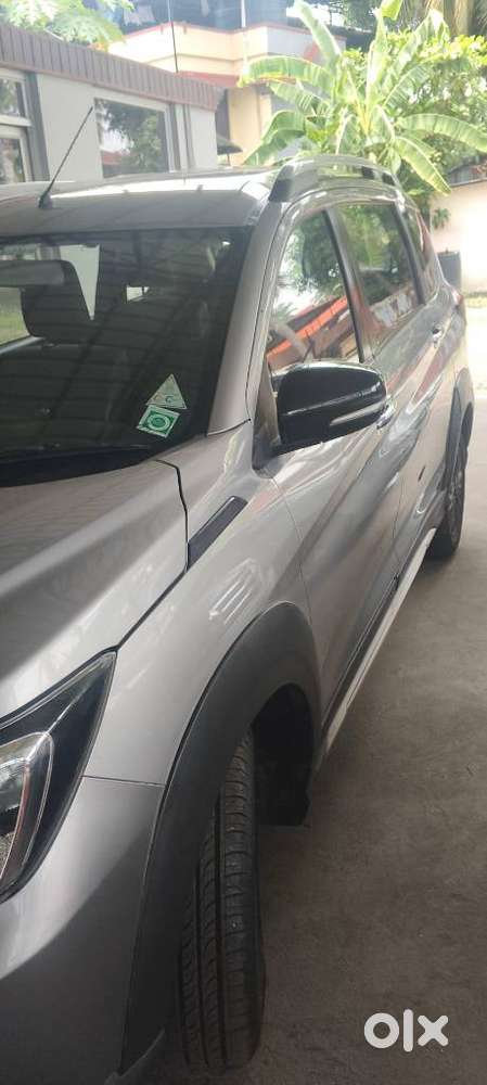Maruti Suzuki Xl6 Alpha At, 2020, Petrol