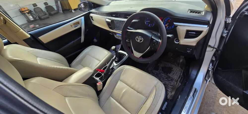 Toyota Corolla Altis 2015 Car