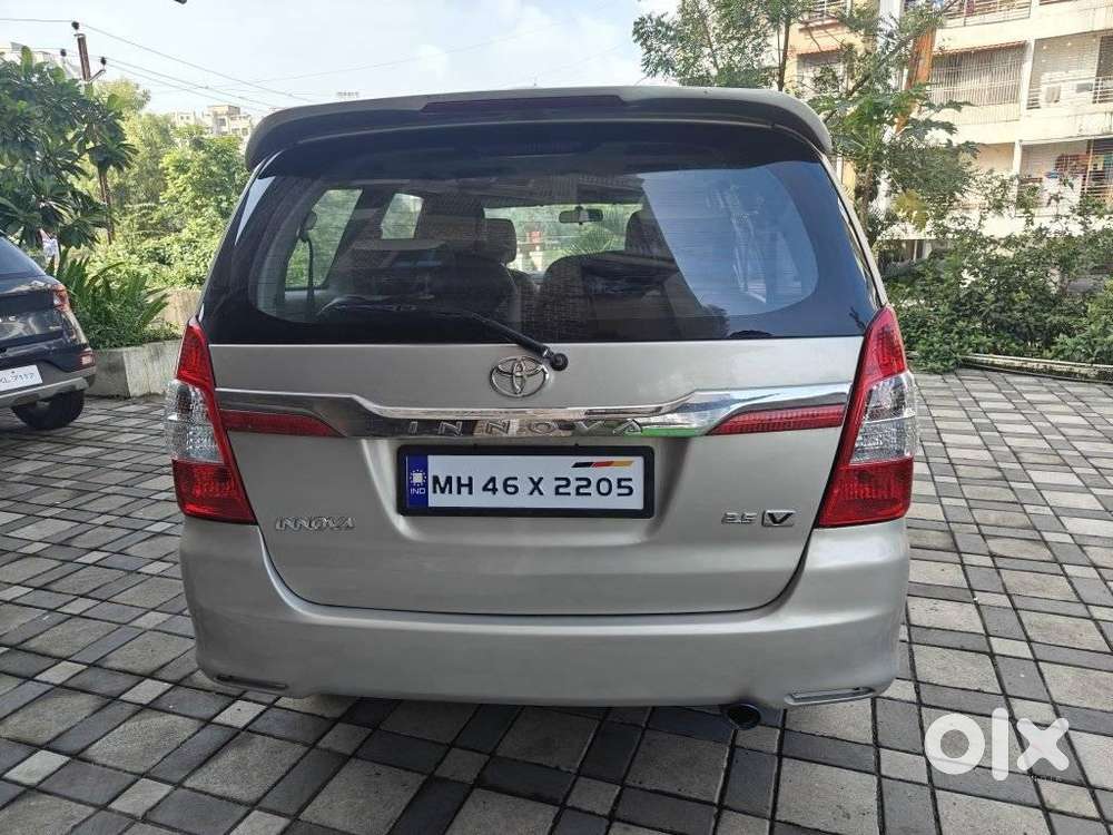 Toyota Innova 2.5 V 8 Str, 2013, Diesel