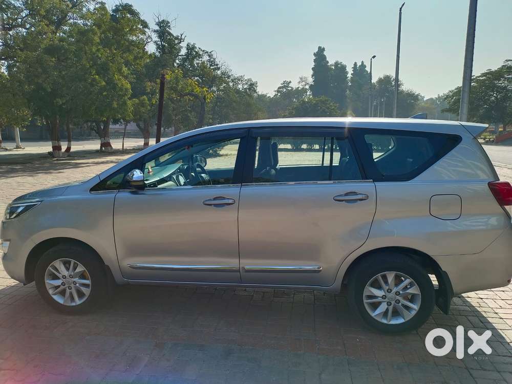 Toyota Innova Crysta 2.4 G Mt, 2020, Diesel