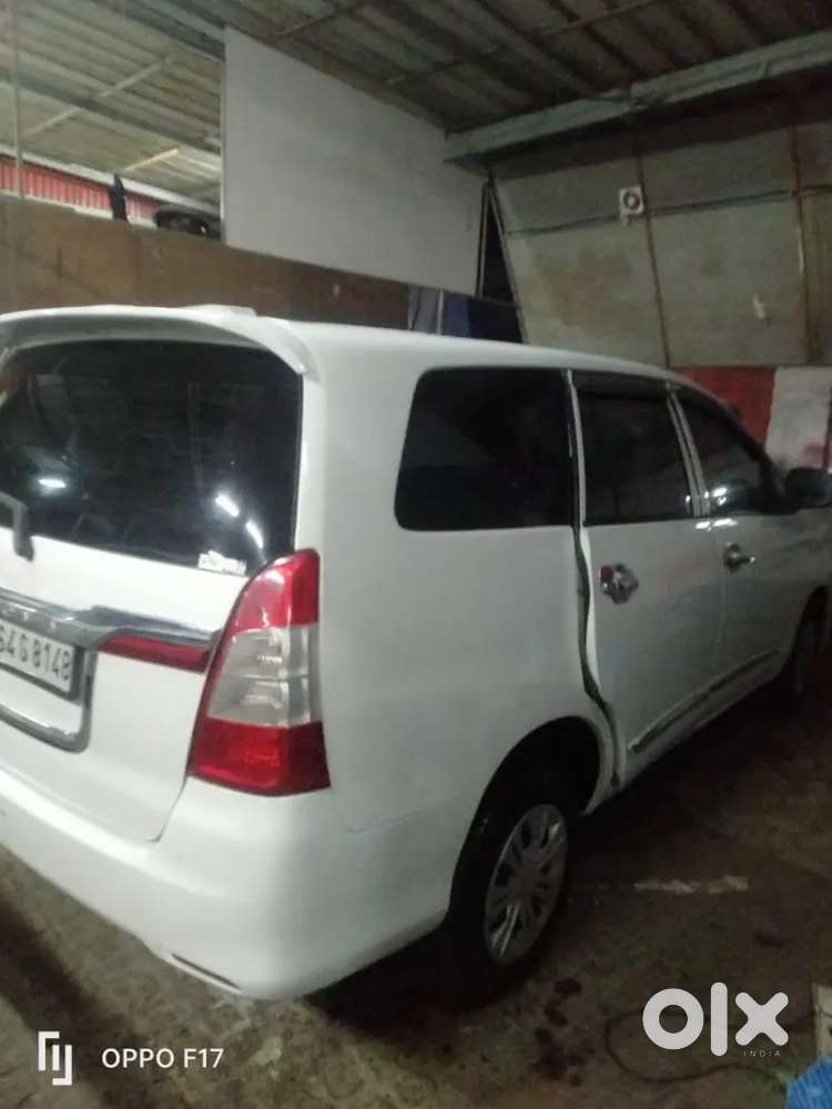 Toyota Innova 2010 Diesel 219051 Km Driven