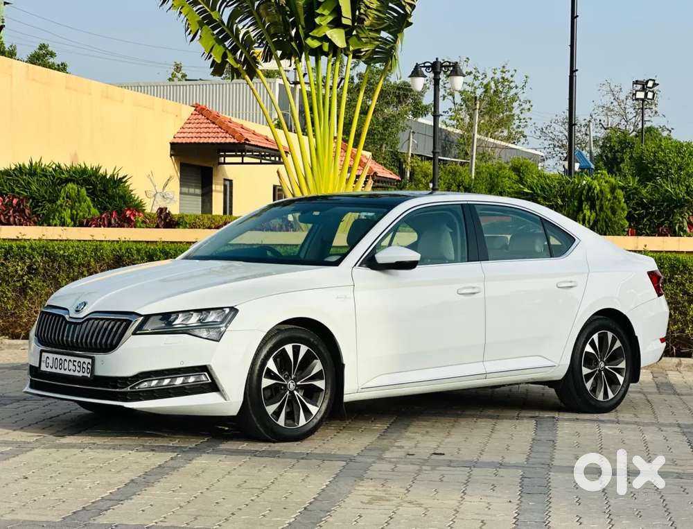 Skoda Superb 2.0 L&k Tsi At, 2020, Petrol