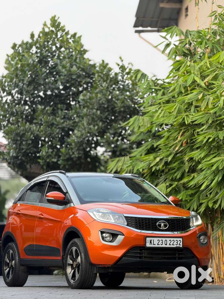 Tata Nexon 1.2 Revotron Xza Plus (l) Dual Tone, 2018, Petrol