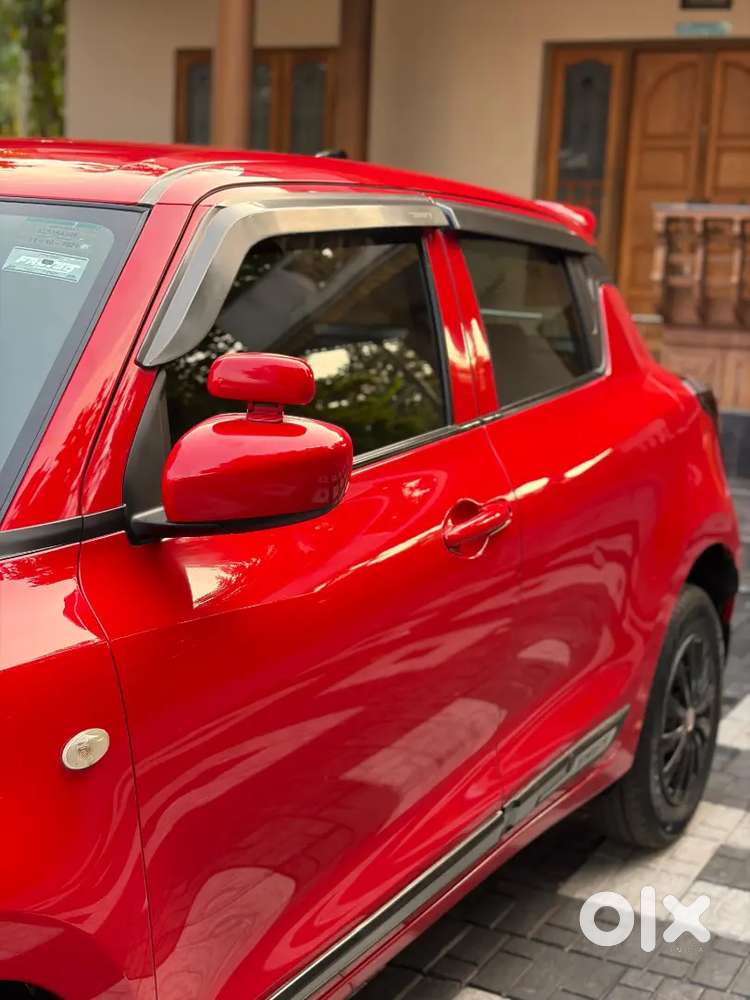 Maruti Suzuki Swift 2021 Petrol 77000 Km Driven