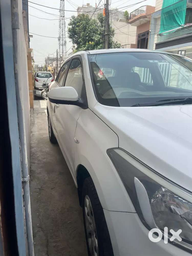 Hyundai Elite I20 2014 Petrol 94500 Km Driven, Singel Hand Drive ,