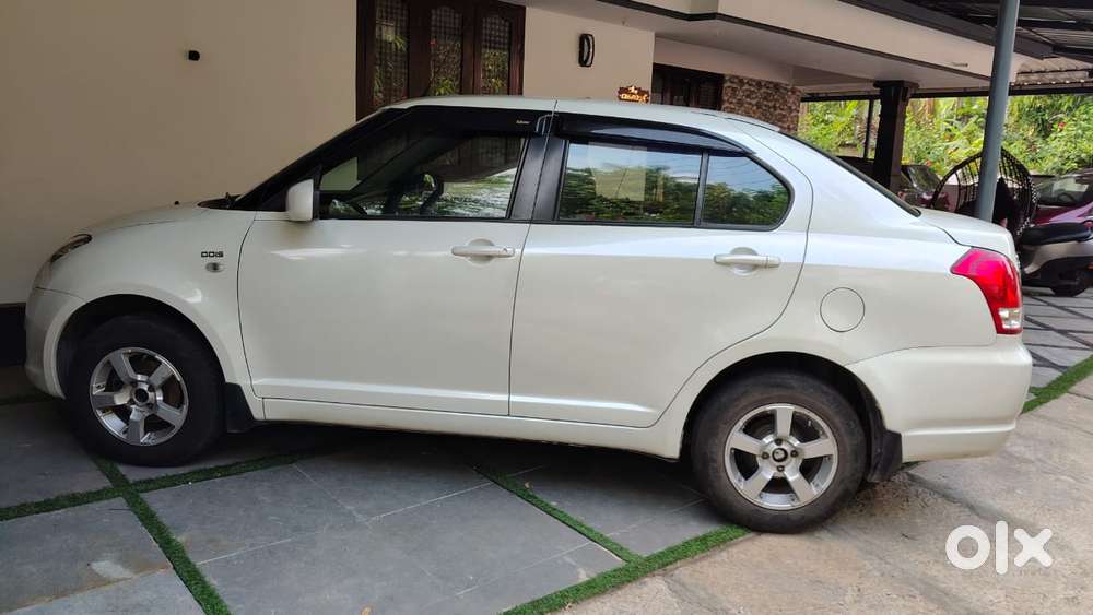 Maruti Suzuki Swift Dzire Vdi Bsiv, 2009, Diesel