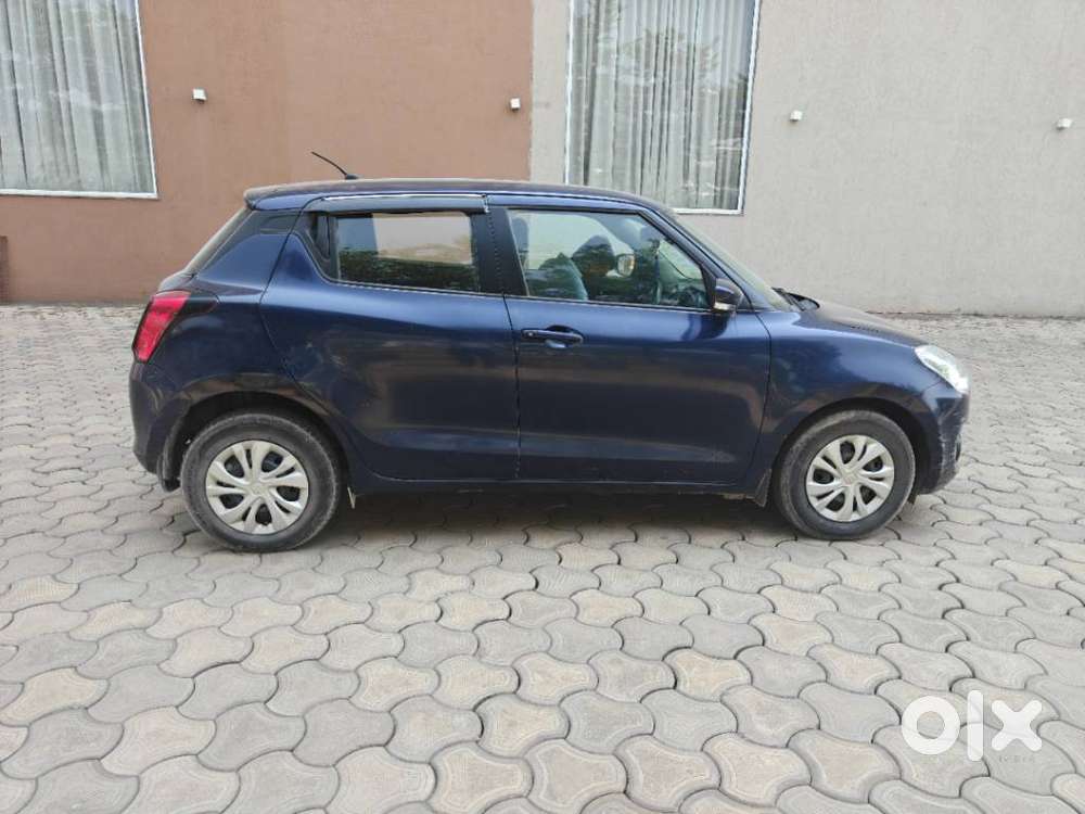 Maruti Suzuki Swift Vxi + Manual, 2019, Petrol
