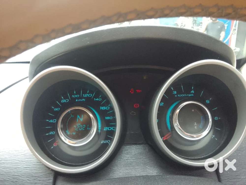 Mahindra Xuv500 At W10 Fwd, 2016, Diesel