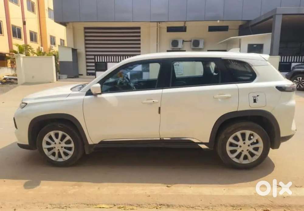 Grand Vitara Brezza Sigma Petrol With Hybrid