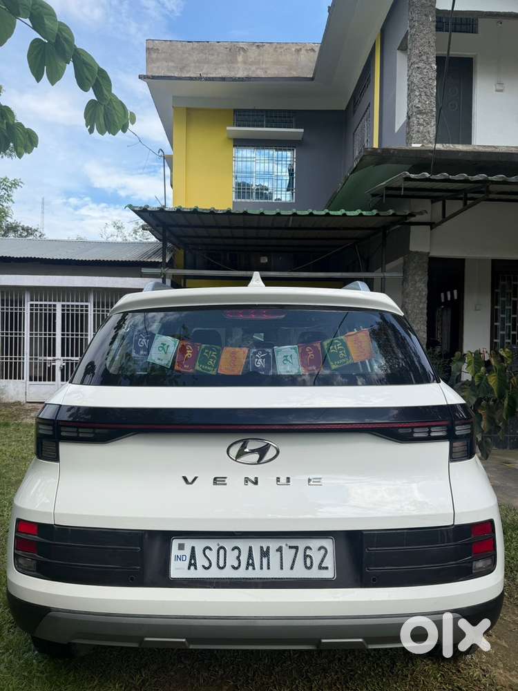 Owner Ad For Hyundai Venue Petrol Manual 2024