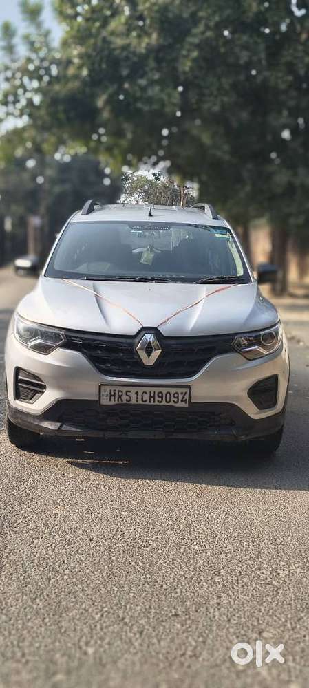 Renault Triber Rxl, 2022, Petrol