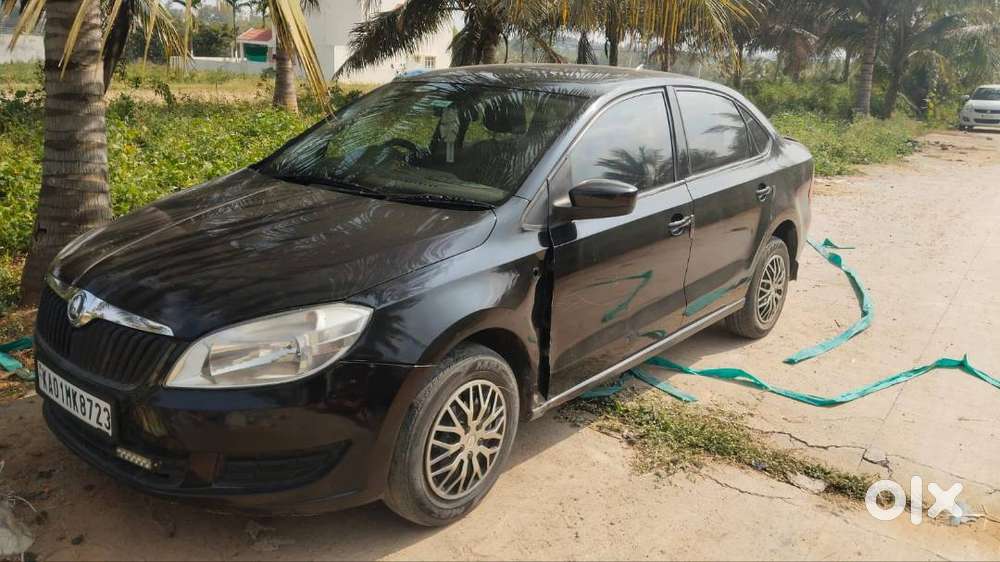 Skoda Rapid (2014 -15)