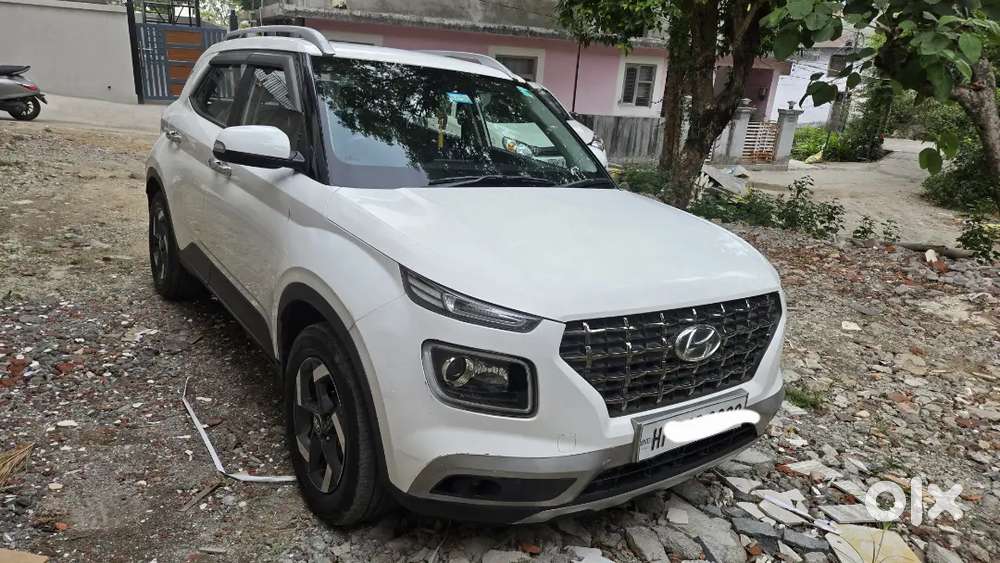 Hyundai Venue 2020 Diesel Well Maintained