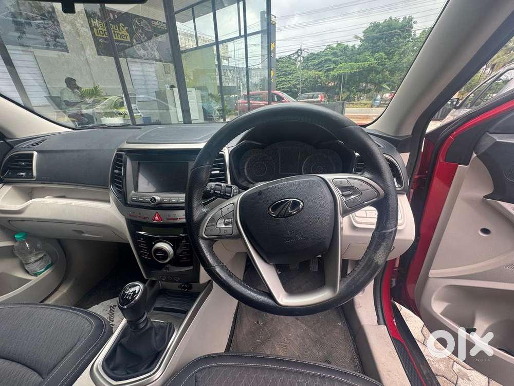 Mahindra Xuv300 W8, 2020, Petrol