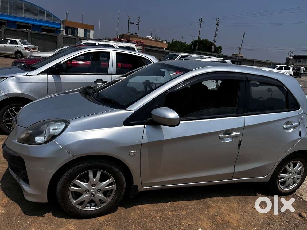 Honda Brio March 2012 Pune Registered Doctor Owned 3rd Owner