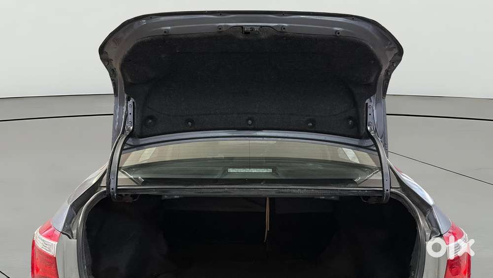 Toyota Corolla Altis 2013-2017 Vl At, 2014, Petrol