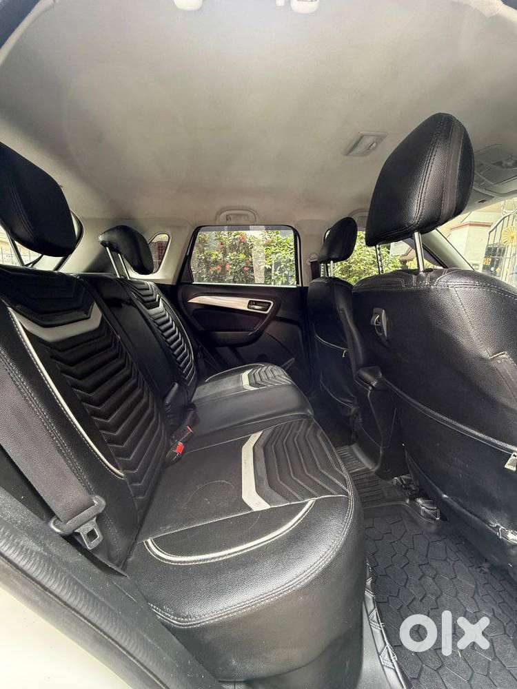 Maruti Suzuki Brezza 1.5 Zxi Smart Hybrid, 2021, Petrol