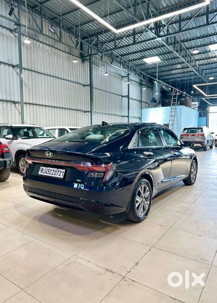 Hyundai Verna 1.5 Sx Vtvt, 2023, Petrol
