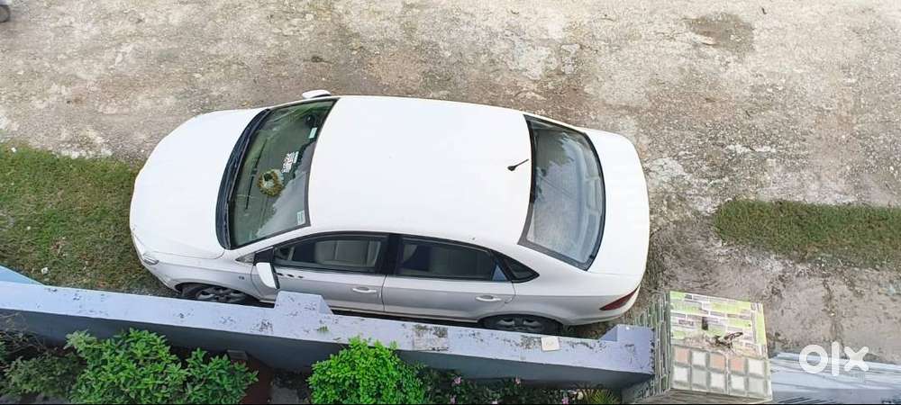 Skoda Rapid 2012 January. Gadi Ki Condition Bhut Achi He