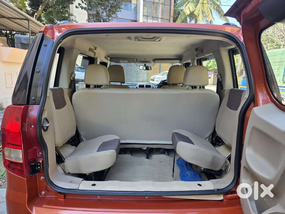 Mahindra Tuv 300 T8 Amt (automatic), 2016, Diesel