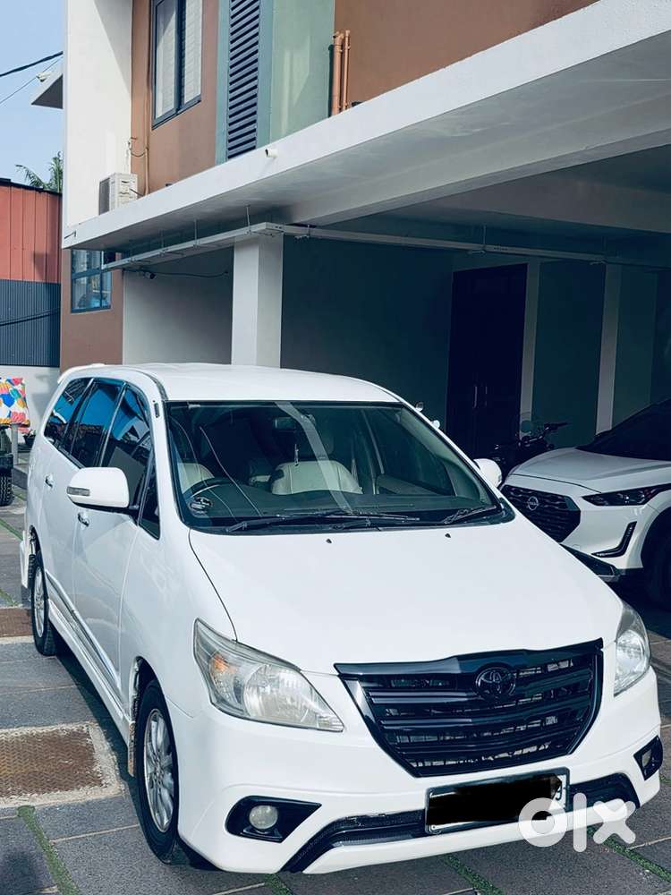 Toyota Innova Diesel 2014 Km Driven