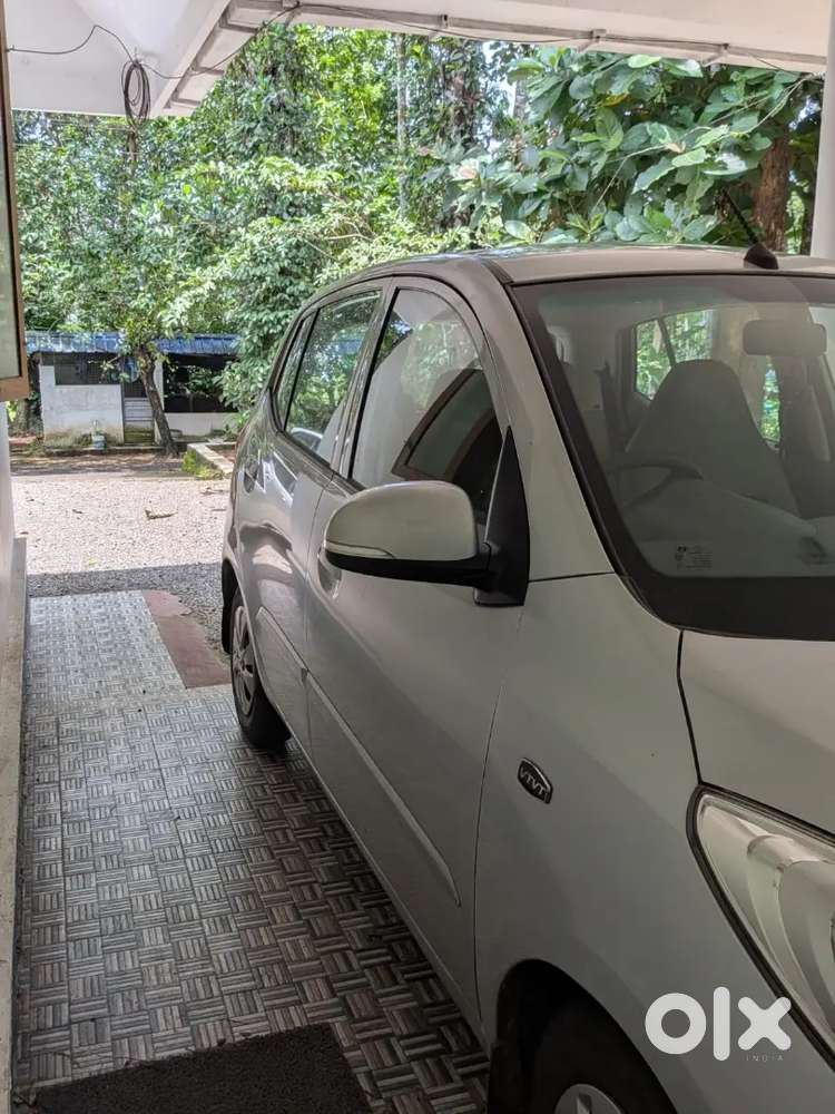 Hyundai I10 Sportz 2012