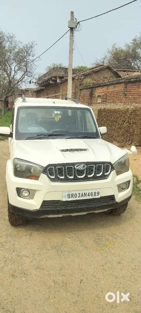 Mahindra Scorpio 2015 Ke Last Month Ka Hain