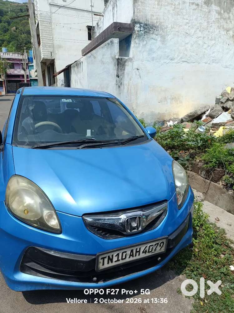 Honda Brio Mt 2012