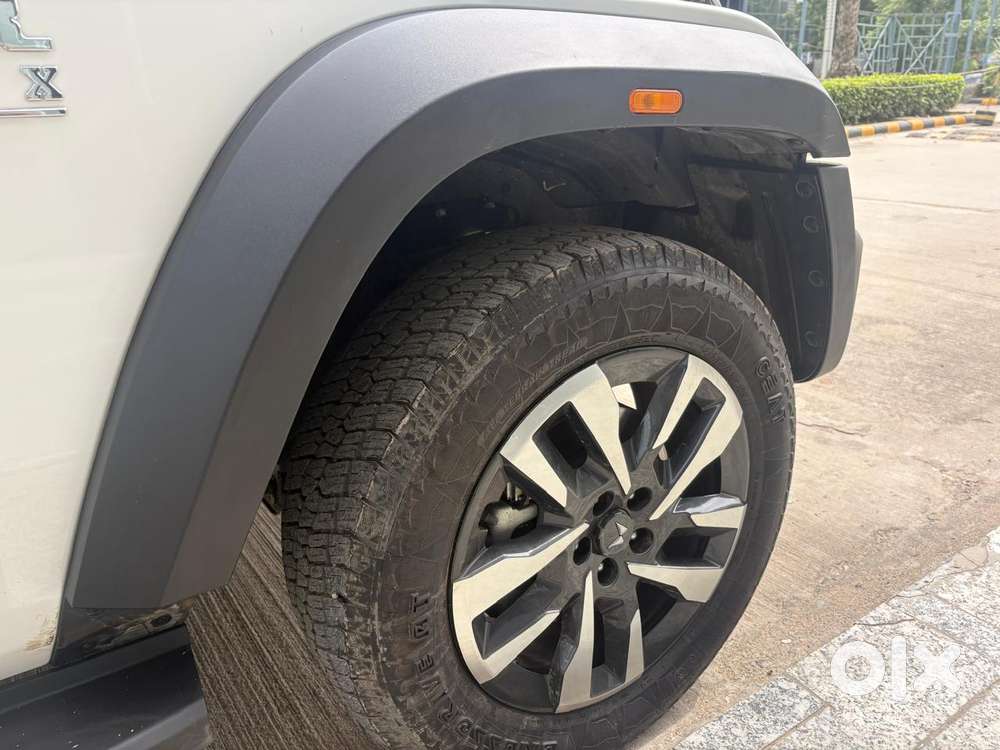 Mahindra Thar Roxx Ax7l Rwd At, 2025, Petrol
