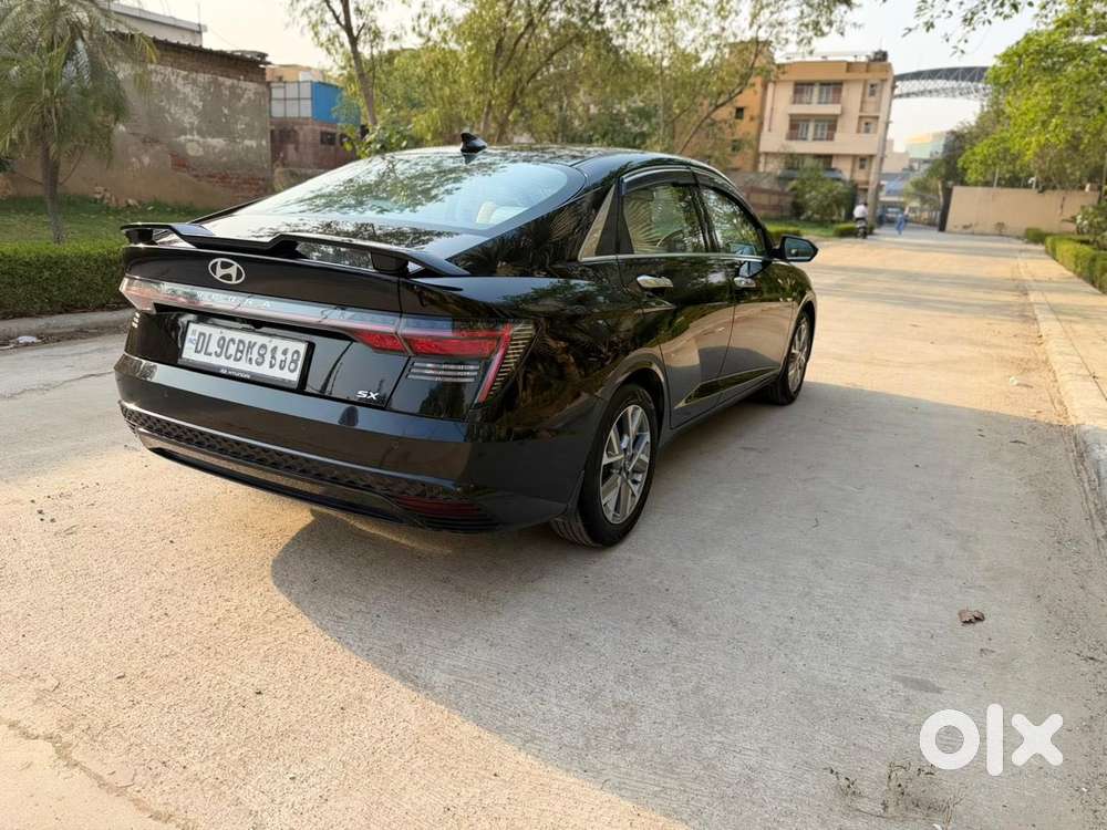 Hyundai Verna Sx (o) 1.5 Vtvt Ivt [2023 - 2026], 2025, Petrol