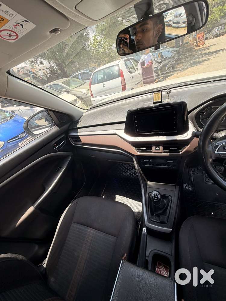 Maruti Suzuki Brezza 1.5 Zxi At Smart Hybrid, 2022, Petrol
