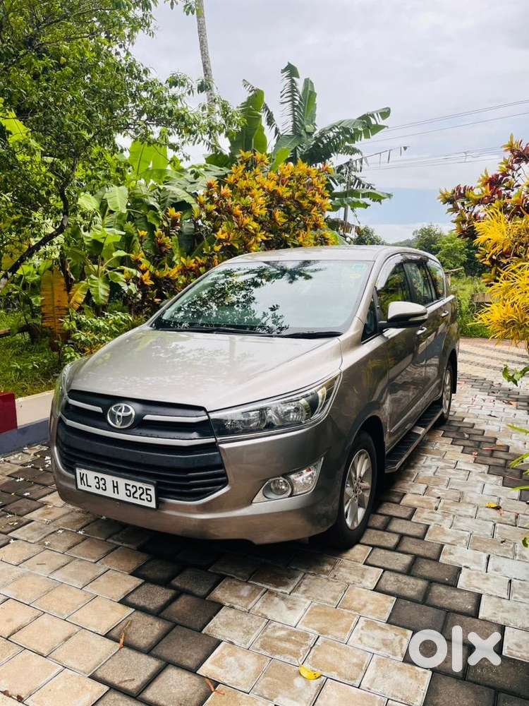 Toyota Innova Crysta