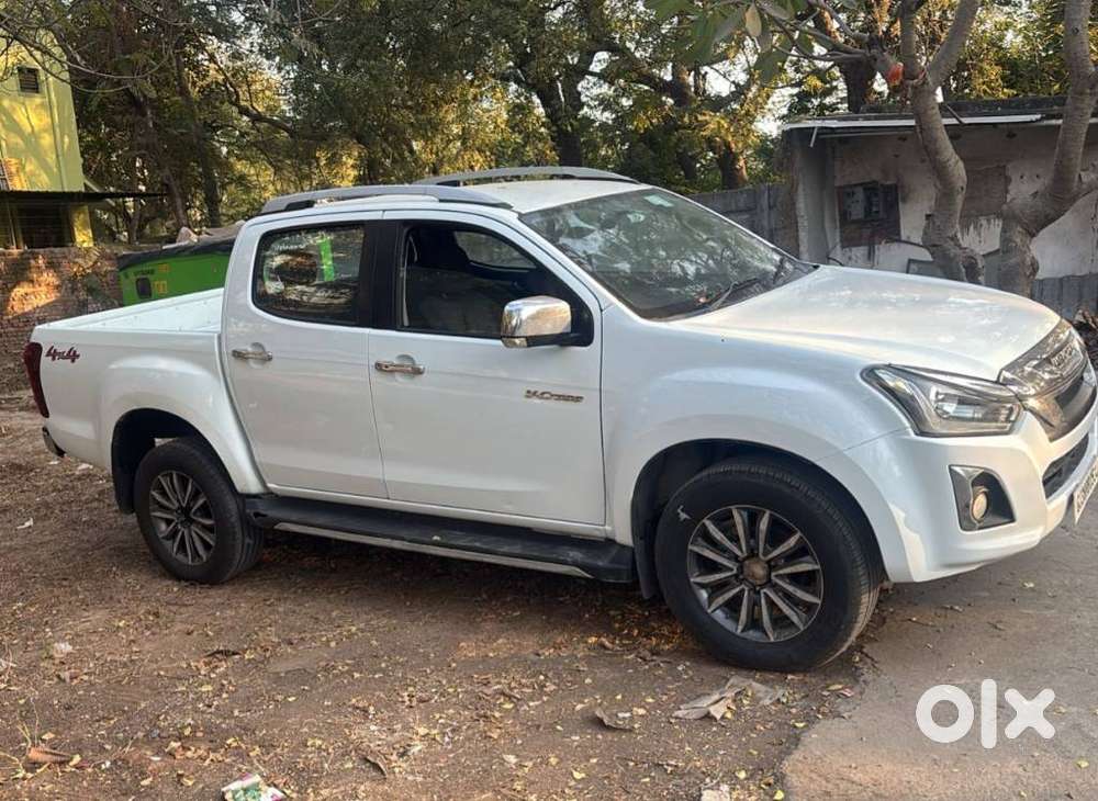 Isuzu D-max V-cross 4x4, 2019, Diesel