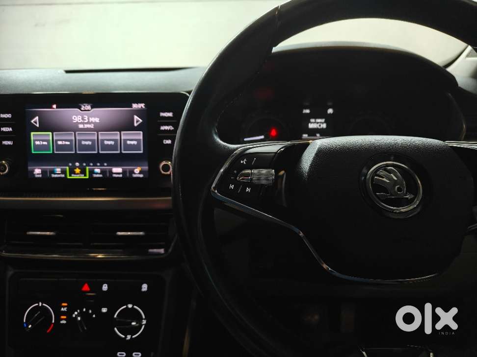 Skoda Kushaq 1.0 Tsi Ambition, 2022, Petrol