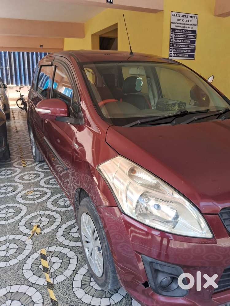Maroon Clour Ertiga