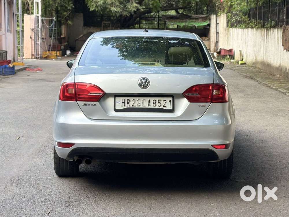 Volkswagen Jetta 1.6 Trendline, 2013, Petrol