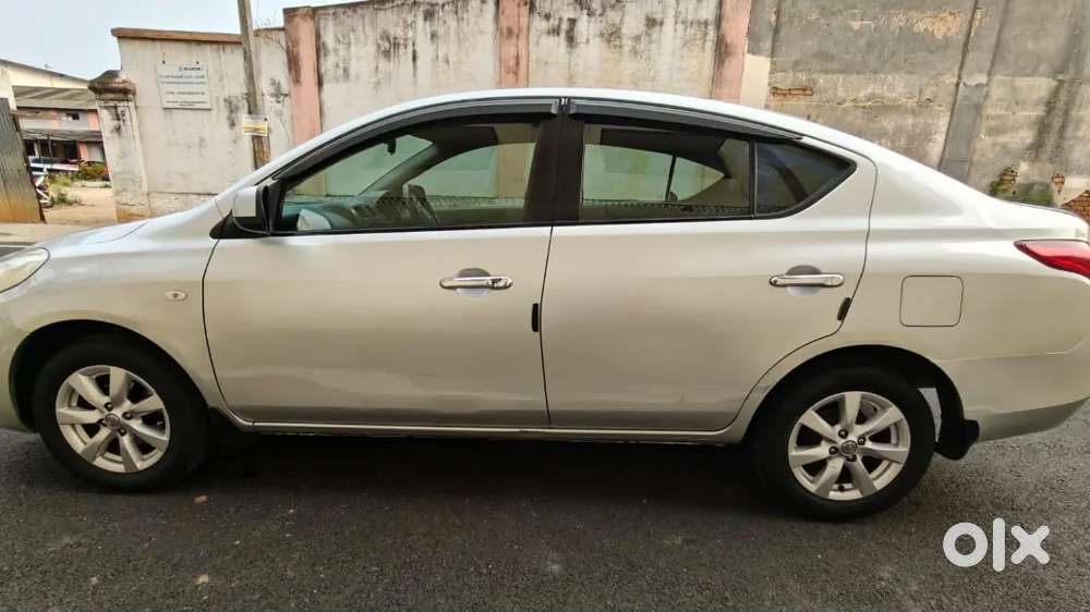 Nissan Sunny Diesel 2013