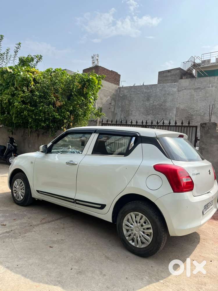 Maruti Suzuki Swift Lxi Option, 2021, Petrol
