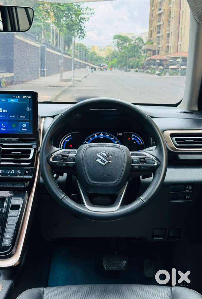 2025 Maruti Suzuki Invicto Alpha Plus Hybrid 7str