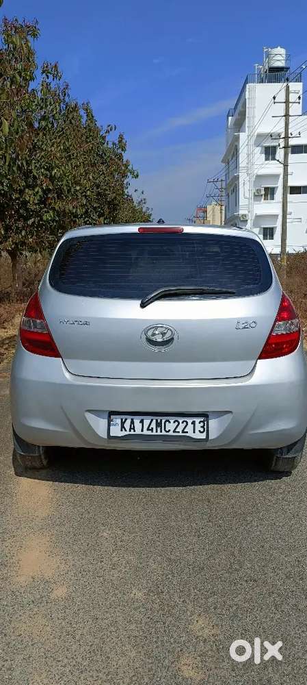 Hyundai I20 Asta Petrol Manual 2010