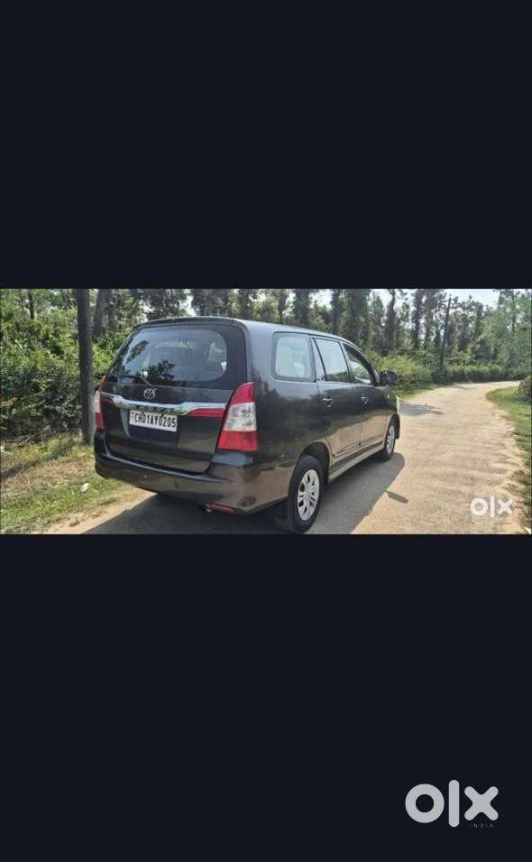 Toyota Innova 2014