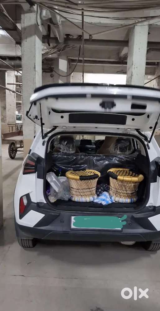 Tata Nexon Smart Plus S Sunroof 2025