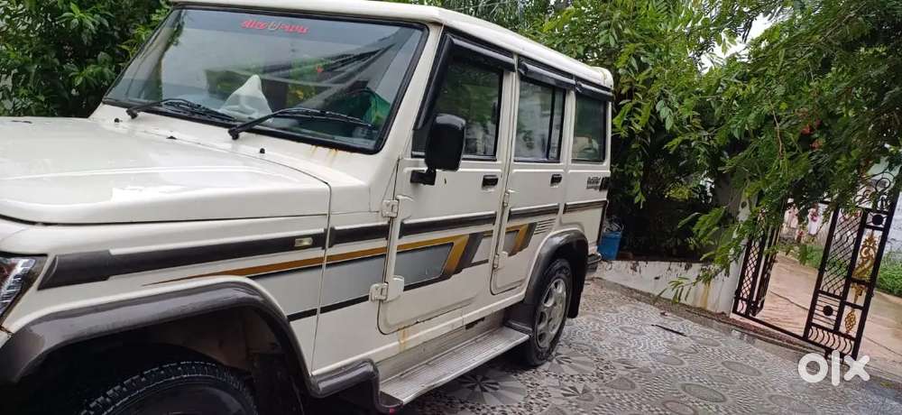 Mahindra Bolero Neo Plus 2011