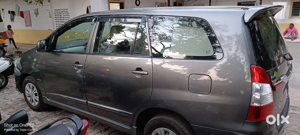 Toyota Innova 2014 Diesel Car