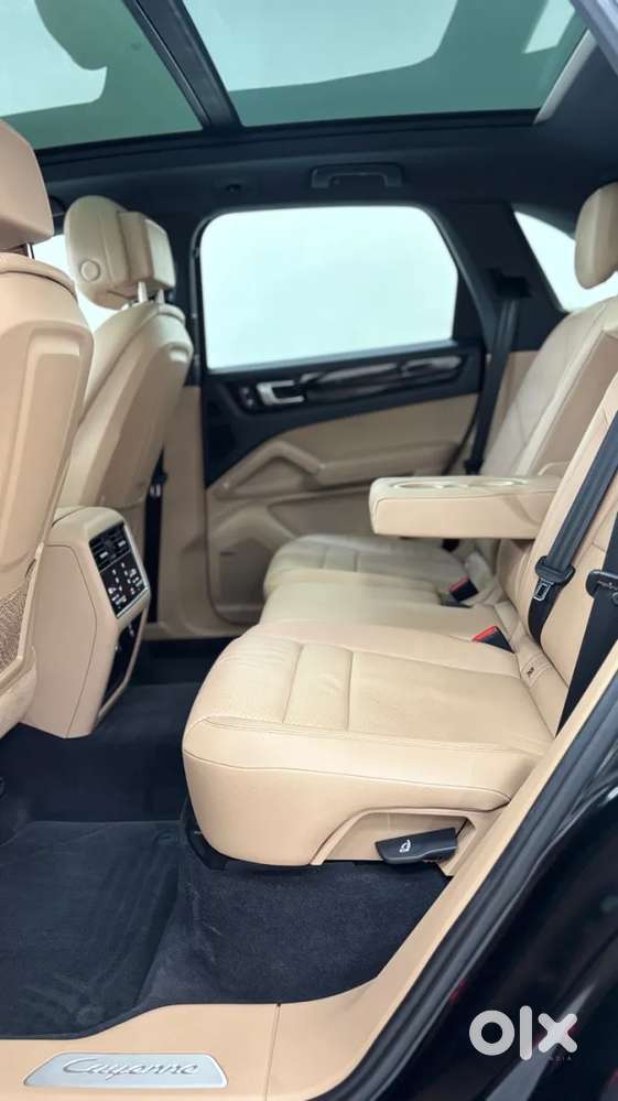 Porsche Cayenne, 2023, Petrol