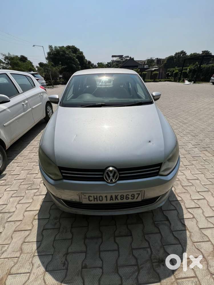 Volkswagen Vento Petrol Manual 2011