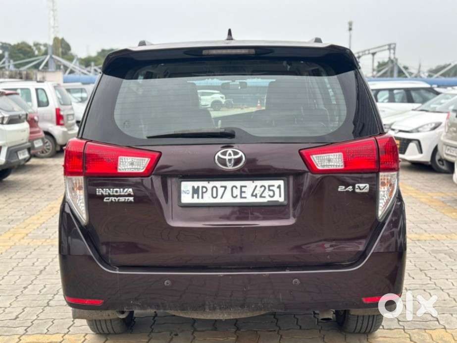Toyota Innova Crysta 2.4 Vx Mt, 2016, Diesel