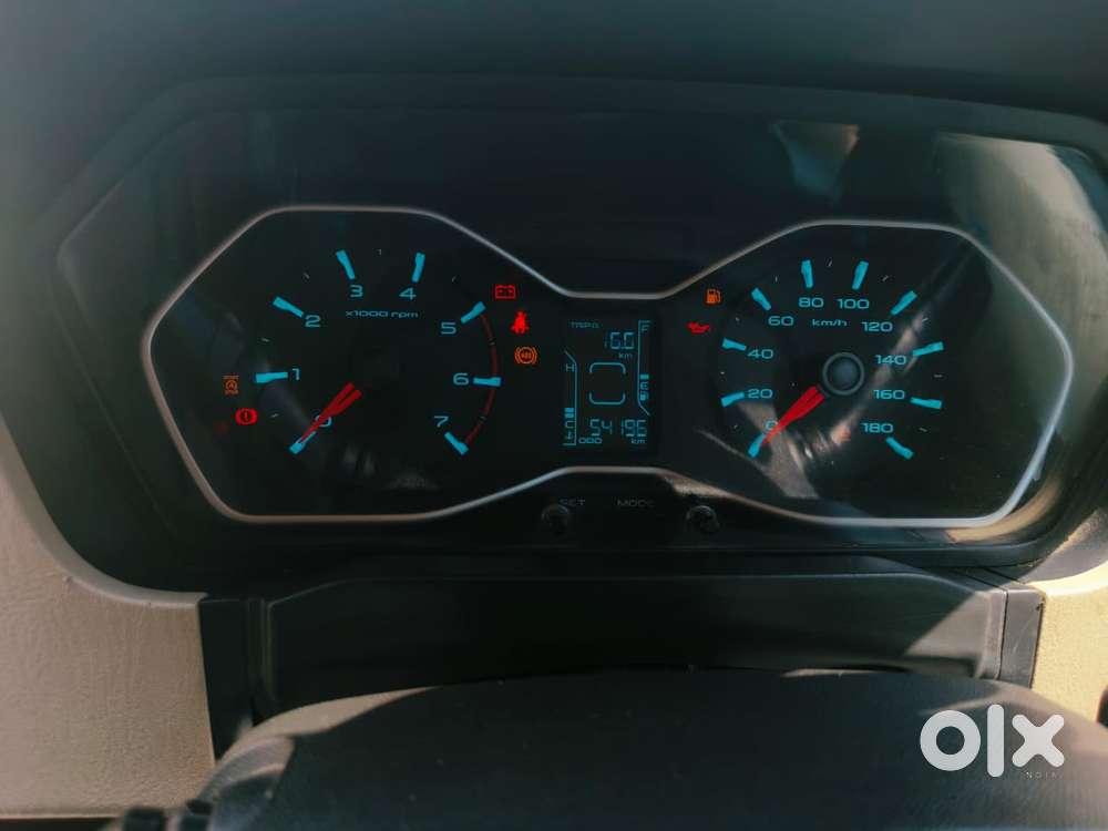 Mahindra Scorpio Classic 2.2 S 11 Mt 7 Cc, 2023, Diesel